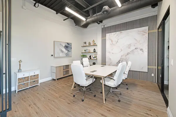 3485 Rebecca ST #208, Oakville, ON L6L 6X9