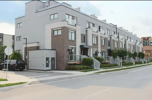 3078 Sixth Line #112, Oakville, ON L6M 4J9