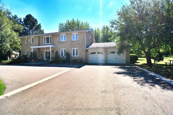 17 Crescent Hill DR S, Brampton, ON L6S 2P4