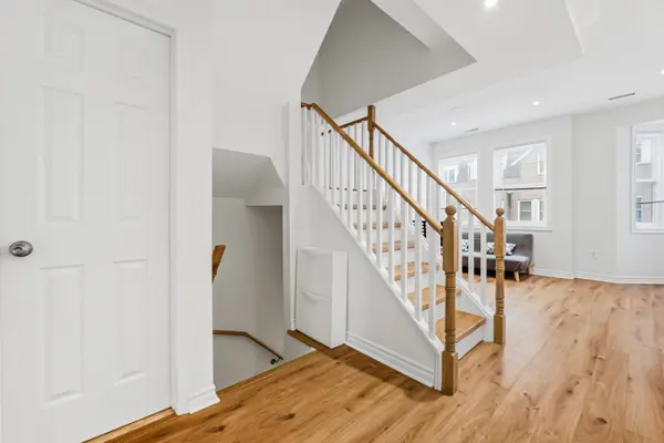 760 Lawrence AVE W #153, Toronto W04, ON M6A 3E7