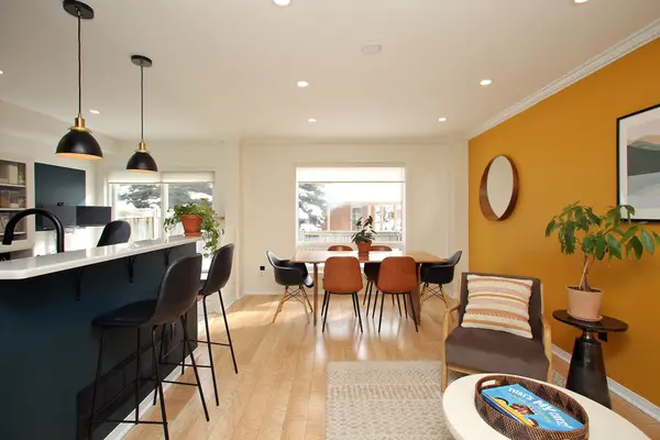 5223 Fairford CRES #55, Mississauga, ON L5V 2M6