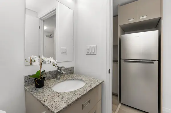 652 Princess ST #315, Kingston, ON K7L 1E5