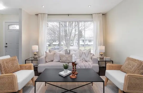 298 West 18th ST #Main, Hamilton, ON L9C 4H2