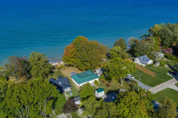 71825 Sunview AVE, Bluewater, ON N0M 1N0