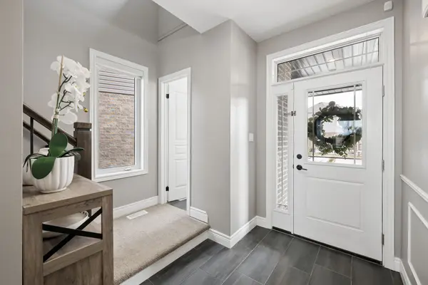 10 Sparrow CRES, East Luther Grand Valley, ON L9W 0R7