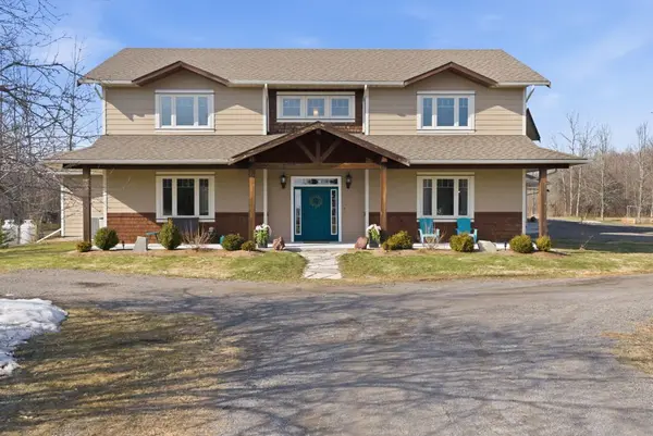 190 Lakeshore RD, Brighton, ON K0K 1H0