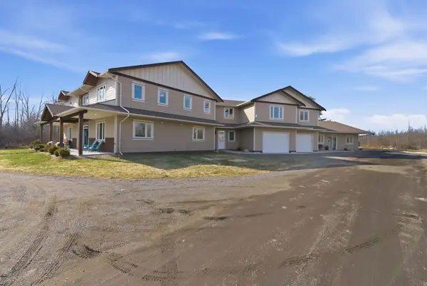 190 Lakeshore RD, Brighton, ON K0K 1H0