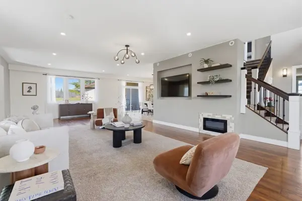 190 Lakeshore RD, Brighton, ON K0K 1H0