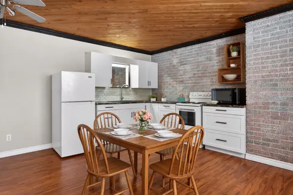 12 Concession ST #A, Havelock-belmont-methuen, ON K0L 1Z0