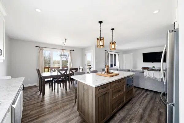 15683 County Road 43 RD, North Stormont, ON K0C 1K0