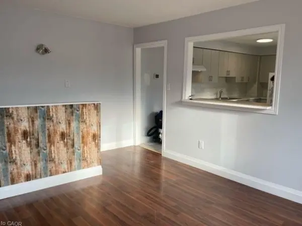 367 Wilson ST E #3, Hamilton, ON L9G 2C1