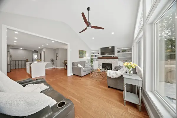 328 Burnett AVE, Cambridge, ON N1T 1G6