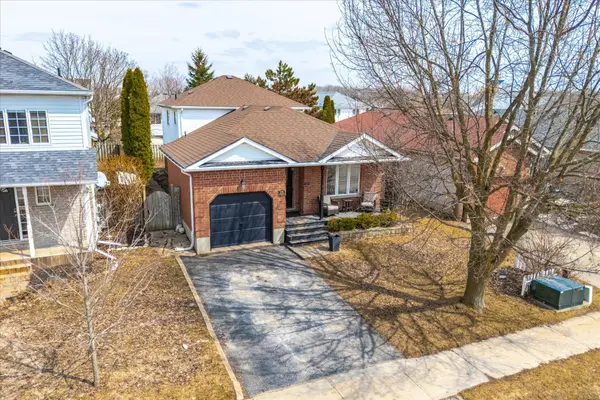 530 Mctavish ST, Centre Wellington, ON N1M 3P9