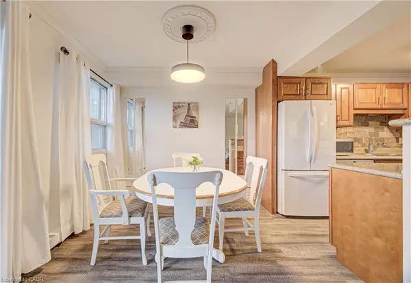 793 COLBORNE ST #202, Brantford, ON N3S 7J3