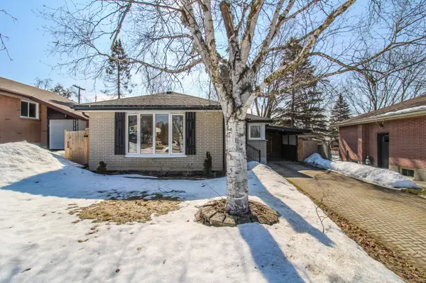 953 Oriole DR, Peterborough, ON K9H 6K6