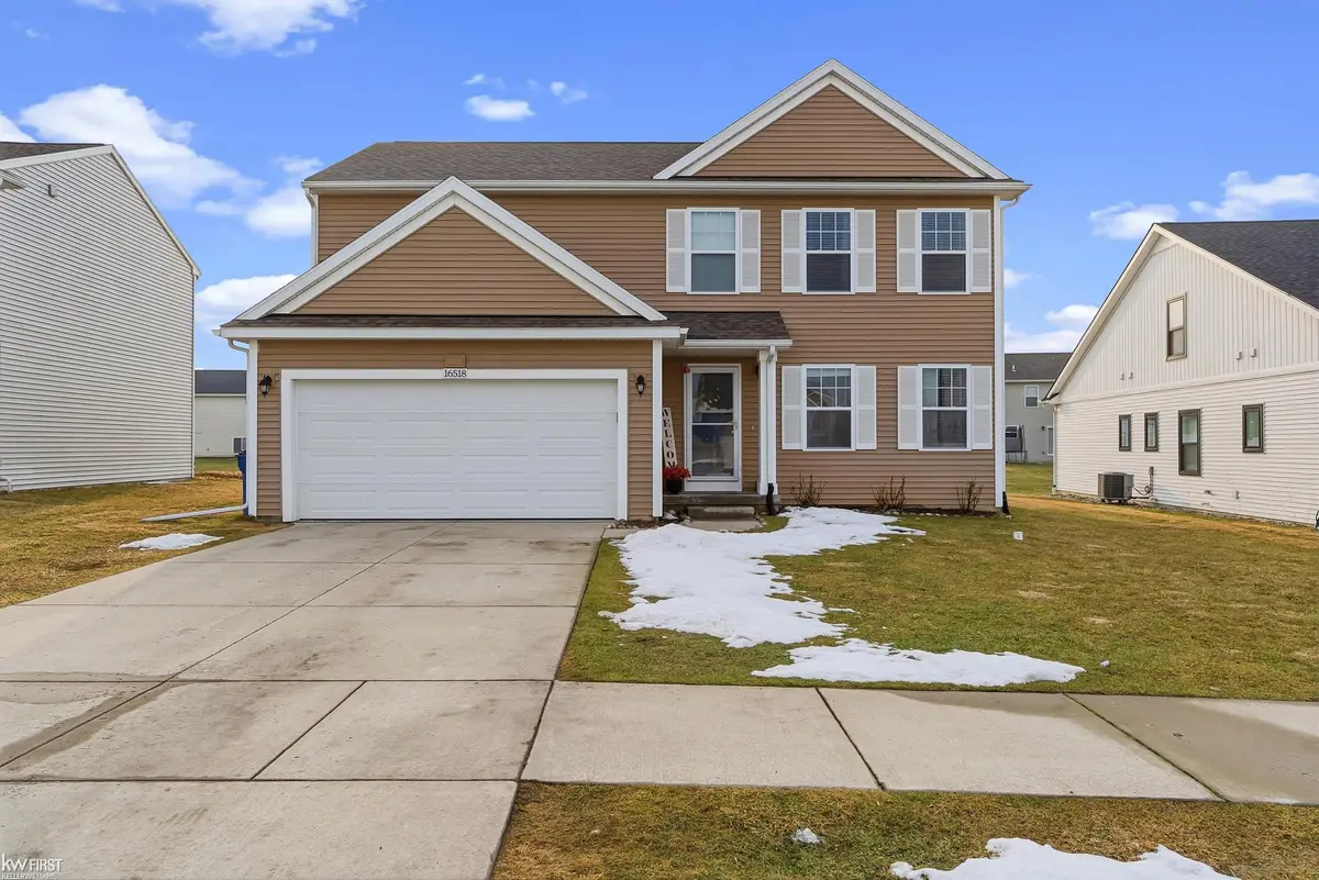 16518 Bedington DR, Fenton Twp, MI 48451