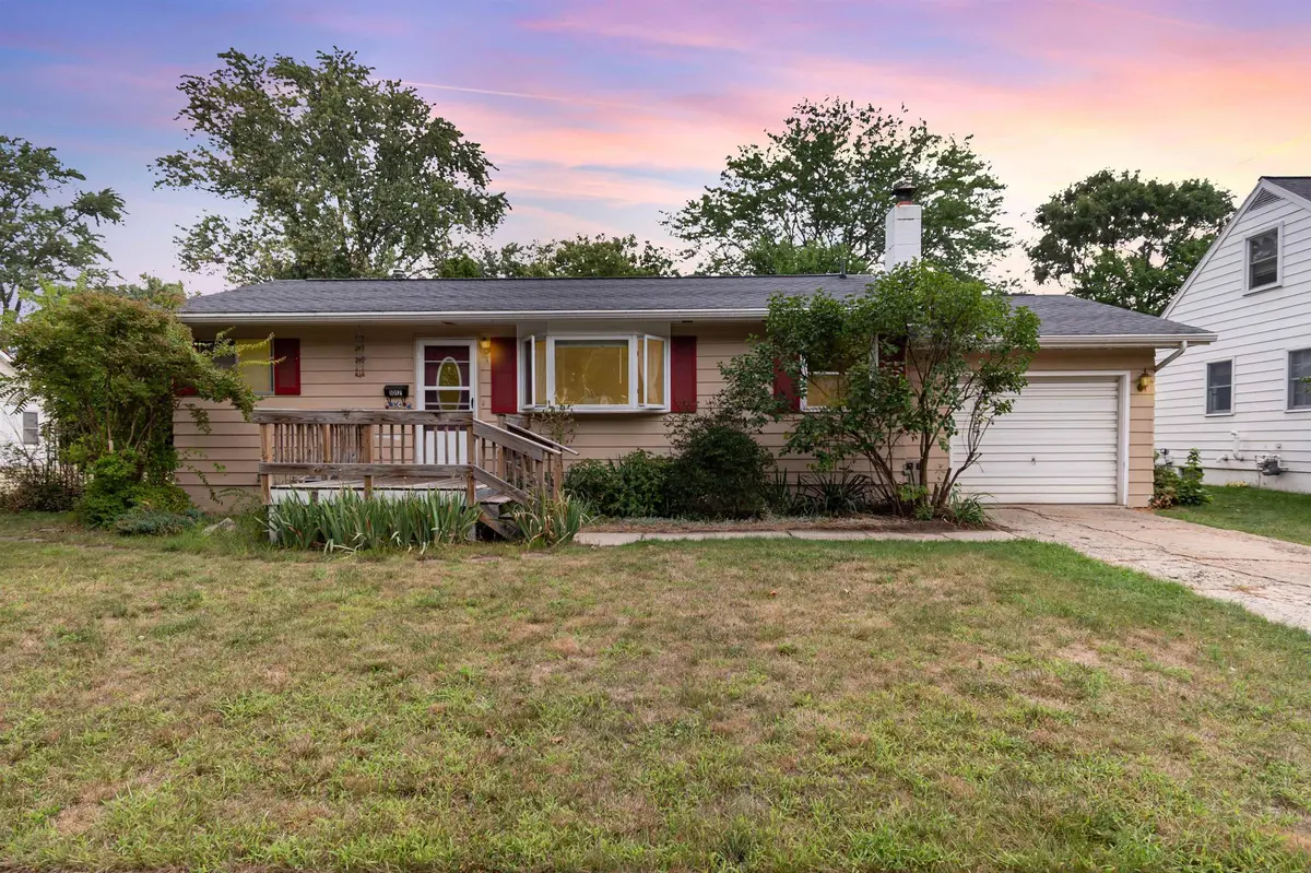 1017 Taylor ST, Pleasant, MI 48858