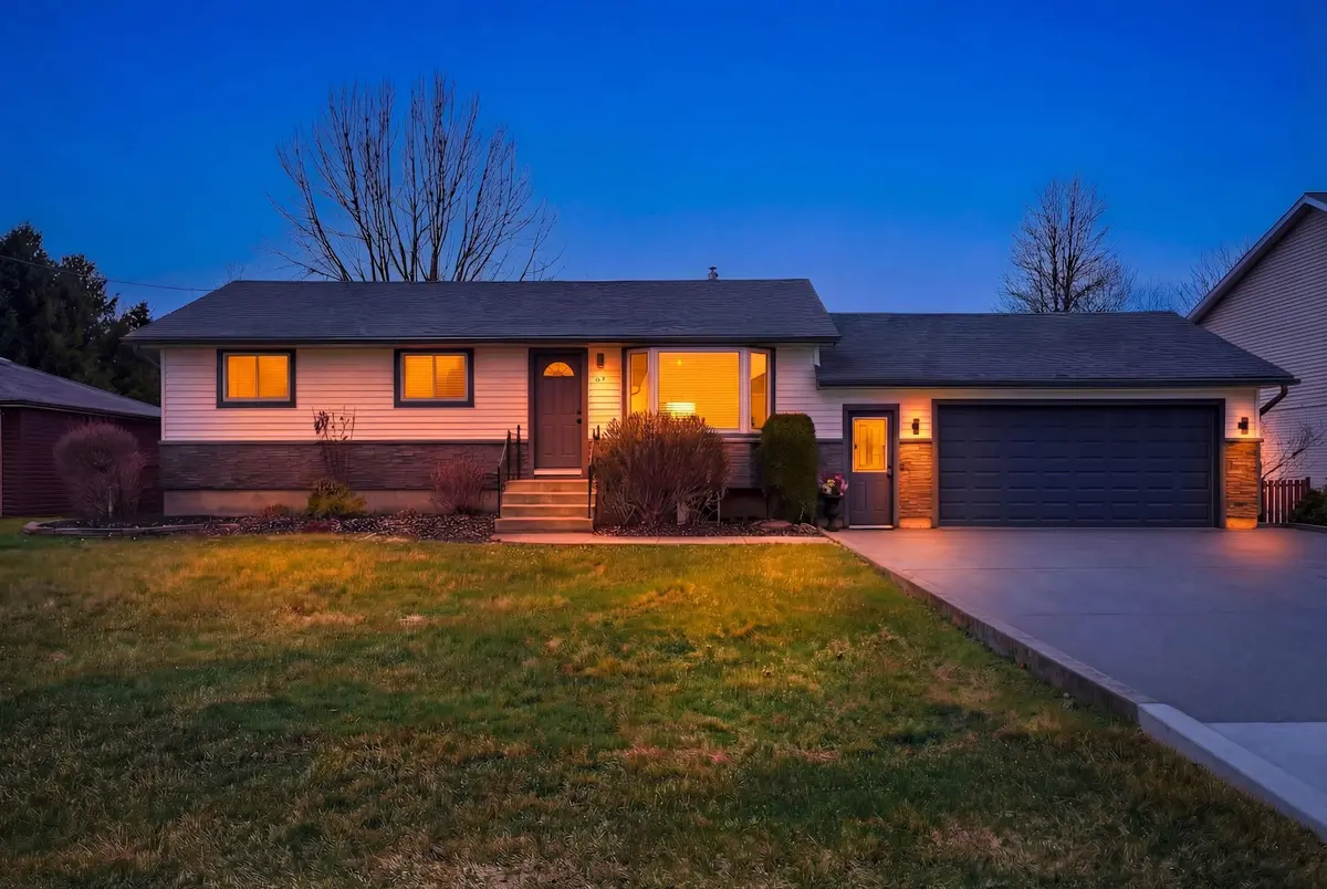 156 St George ST, Central Elgin, ON N5P 2M4