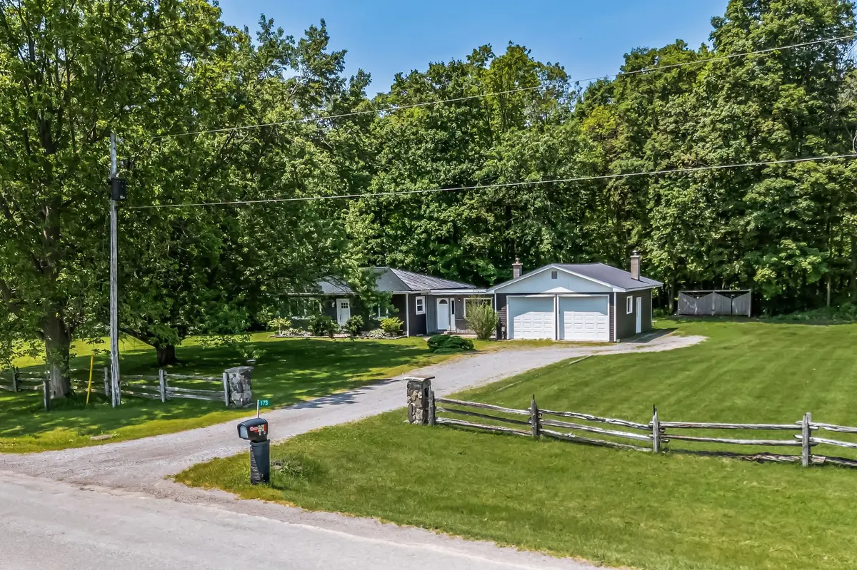 173 Fry RD, Prince Edward County, ON K0K 2T0