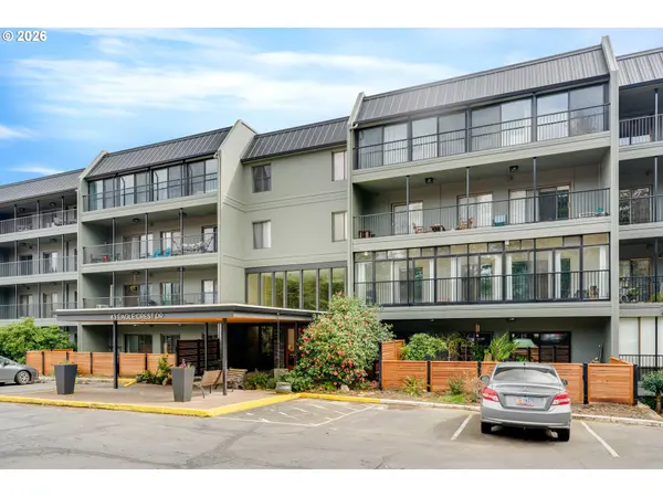 45 EAGLE CREST DR #311, Lake Oswego, OR 97035