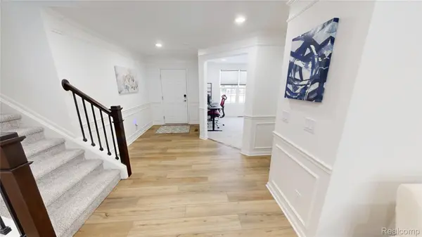 9171 Dogwood LN, Dexter, MI 48130