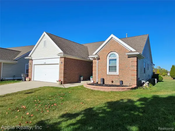 1179 Oaklawn DR, Pontiac, MI 48341