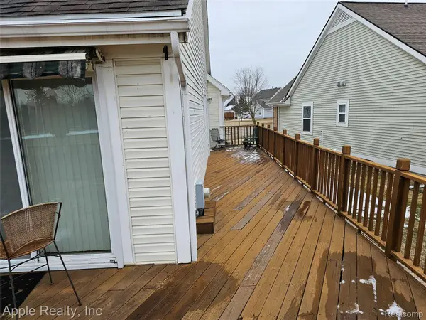 1179 Oaklawn DR, Pontiac, MI 48341