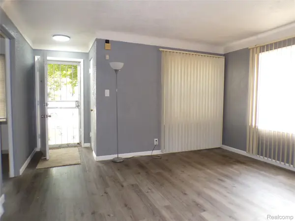 19467 Greydale AVE, Detroit, MI 48219