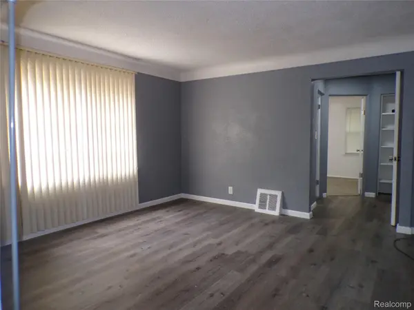 19467 Greydale AVE, Detroit, MI 48219