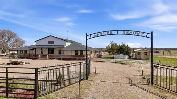 550 County Road 297, Gainesville, TX 76240