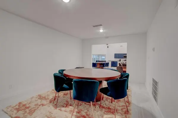 550 County Road 297, Gainesville, TX 76240