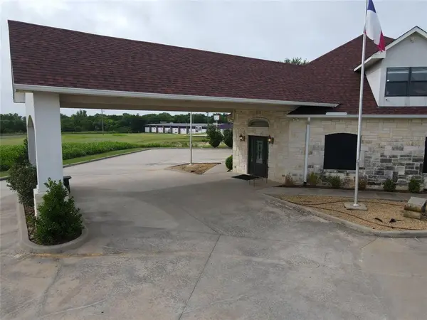 1700 Gallagher Drive, Sherman, TX 75090