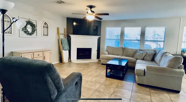 1578 Crown View Drive, Little Elm, TX 75068