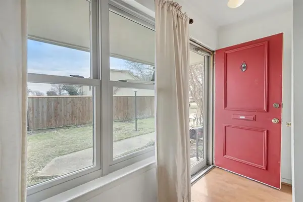 13881 Brookgreen Drive, Dallas, TX 75240