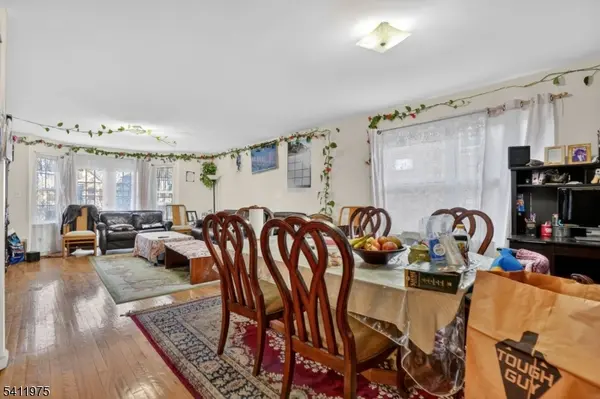 532-534 Walnut St, Elizabeth City, NJ 07201