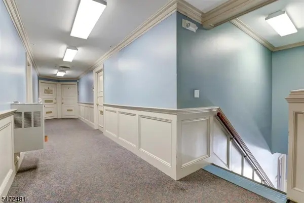 1341 Hamburg Tpke, Wayne Twp., NJ 07470