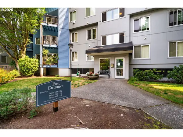 8720 SW TUALATIN RD #110, Tualatin, OR 97062