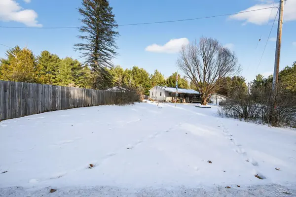 2559 E Pine River TRL, Mikado, MI 48745