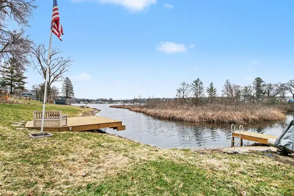 3783 Holiday DR, Montcalm Twp, MI 48838