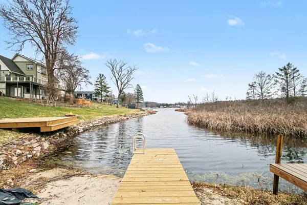 3783 Holiday DR, Montcalm Twp, MI 48838