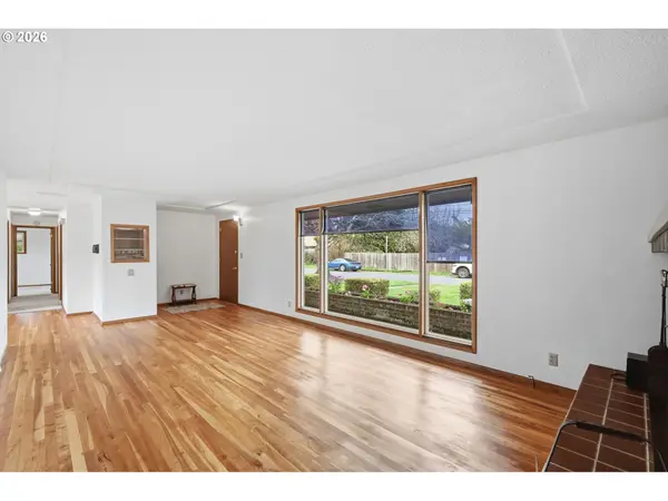 1420 EVERGREEN DR, Eugene, OR 97404