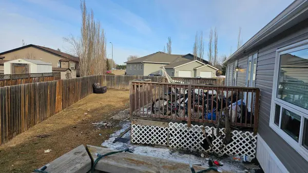 6001 53 Avenue Close, Stettler, AB T0C2L2
