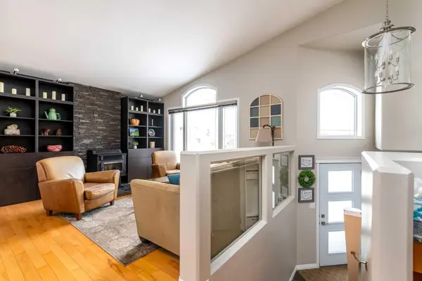 2912 65 Avenue PL, Lloydminster, AB T9V 3H5