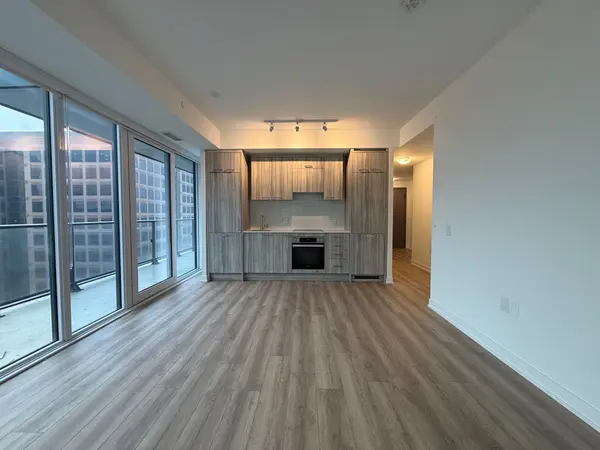 634 Church ST #1703, Toronto C08, ON M4Y 0G9