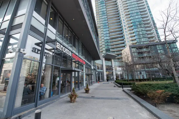 5162 Yonge ST #1001, Toronto C07, ON M2N 0E9