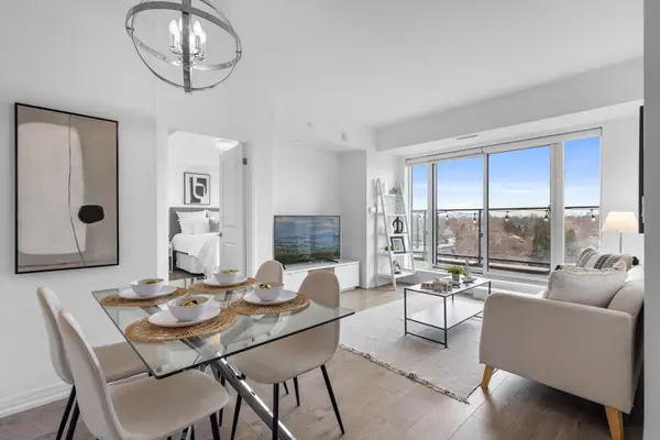 741 Sheppard AVE W #701, Toronto C06, ON M3H 0C9