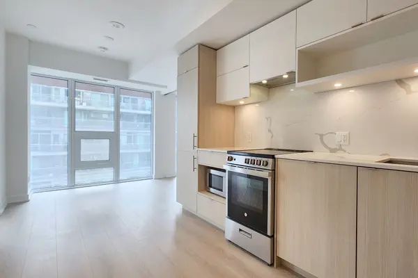 100 Queen ST E #1005, Toronto C08, ON M5C 0B5