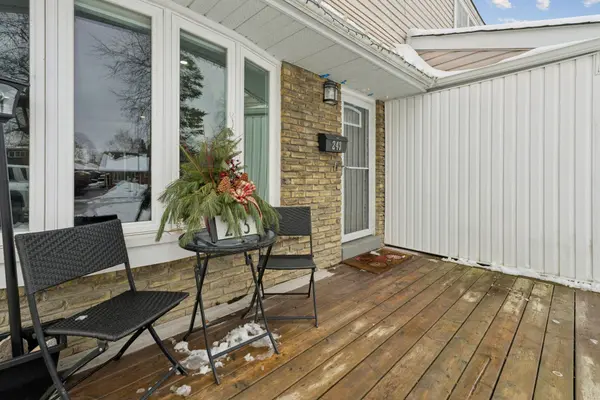 243 Coventry CT, Oshawa, ON L1G 6H4