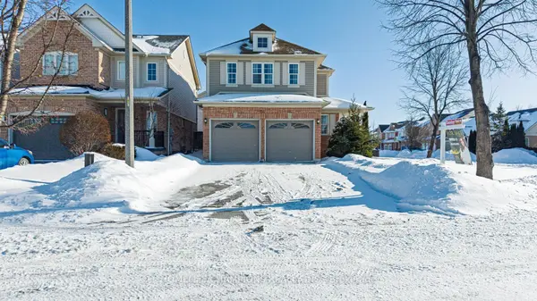 24 Juneau CRES, Whitby, ON L1R 3A3