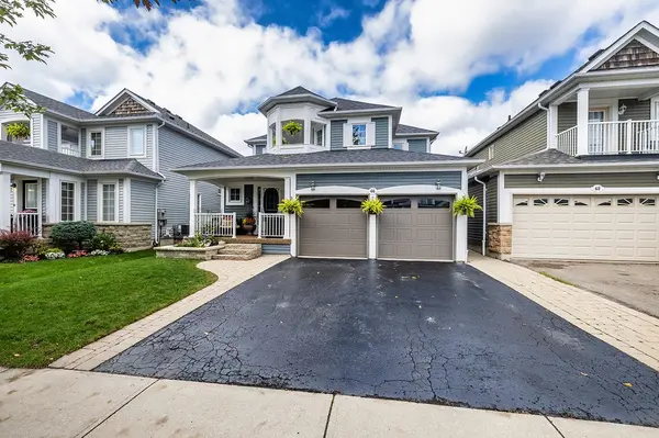 66 Stillwell LN, Clarington, ON L1B 1R4